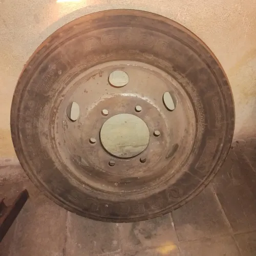 Roda original de Mercedes 912 aro 17/5