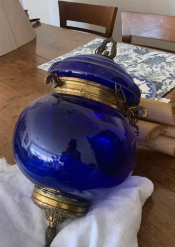 Lustre pendente colonial original - vidro azul cobalto e bronze