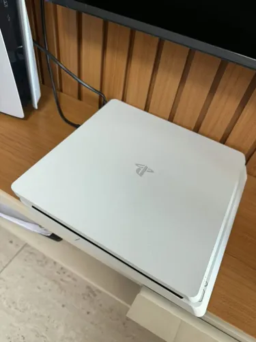 Ps4 slim branco - troco ps3 / Xbox / ps5 - LEIA 