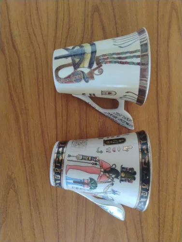 Canecas Egípcias Originais