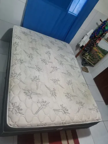 Cama box