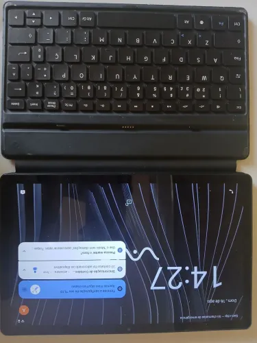 Tablet VAIO TL10 com capa e teclado