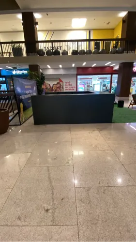 Balcão em U - Preto