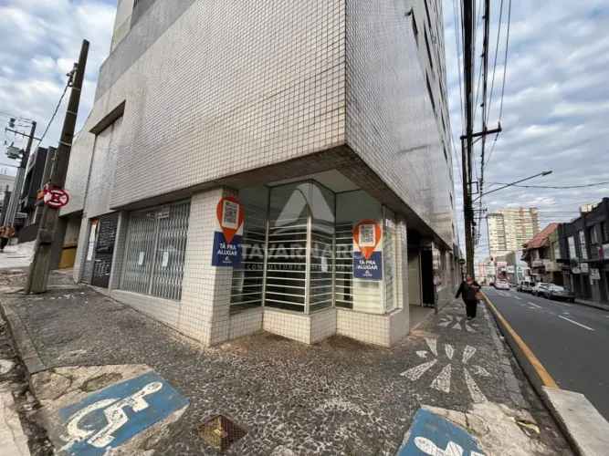 Loja de Esquina no Centro com Excelente Visibilidade!