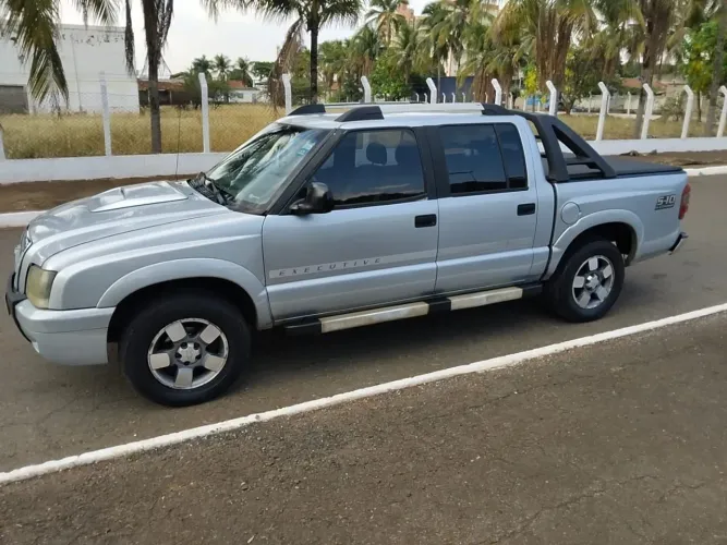 Chevrolet S10 P-up Executive 2.4 MPFI F.power CD 2009