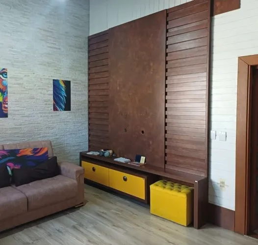 Painel com rack (Comprimento 250x Altura 300cm)