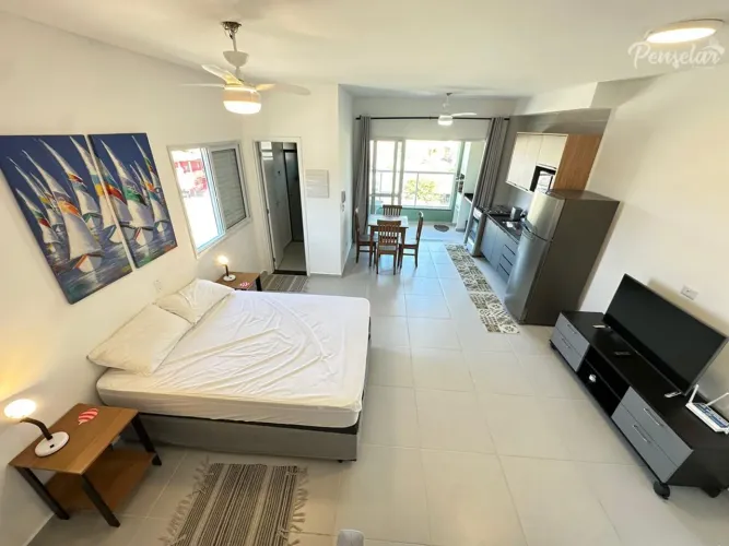 Apartamento tipo Studio Novo e Mobiliado. Churrasqueira na Varanda e Piscina
