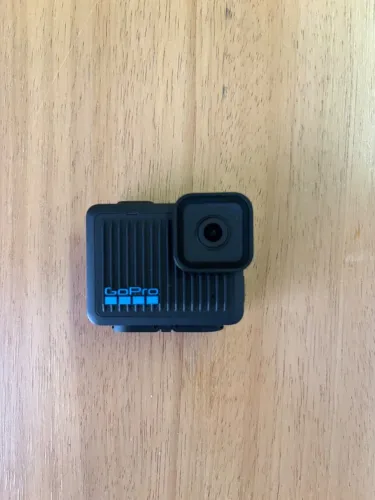 GoPro HERO - Câmera de Ação Compacta 4K Ultra HD à Prova d'água