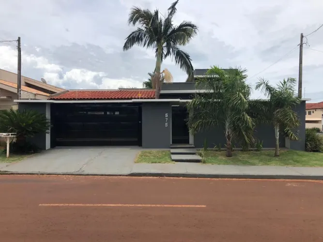 VENDE-SE CASA MONTE CARLO DOURADOS MS