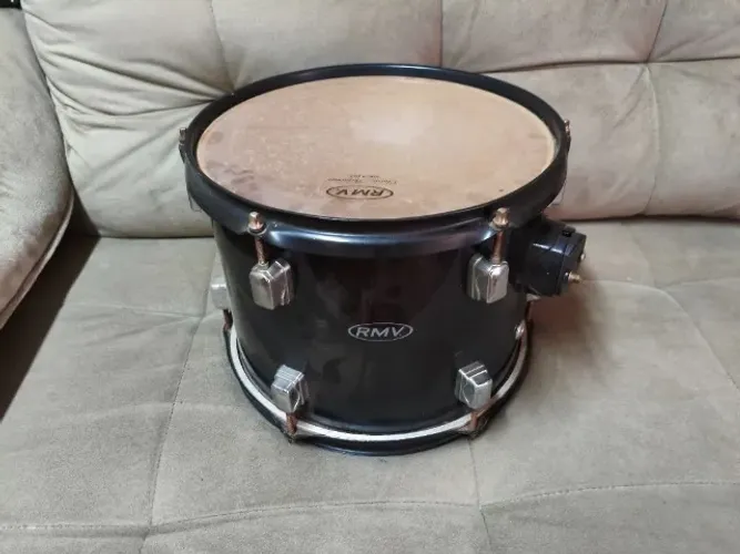 Tom 12' Com Canoas Cromadas Quadradinhas RMV Road