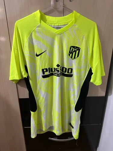 Camiseta Atlético de Madrid 2020/21 GGG - Modelo jogador