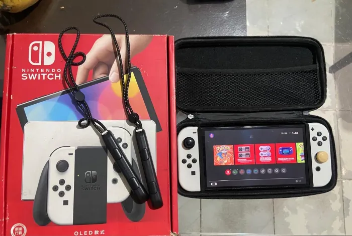 Nintendo Switch OLED Branco 64GB + Cartão 256GB (Completo na Caixa)