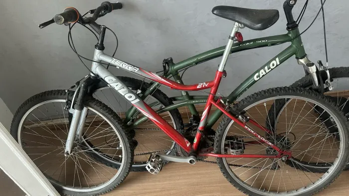 Bicicleta  Caloi usada aro 24