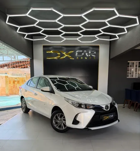 Toyota Yaris XS Sedan 1.5 Flex 16V 4P Aut. 2023