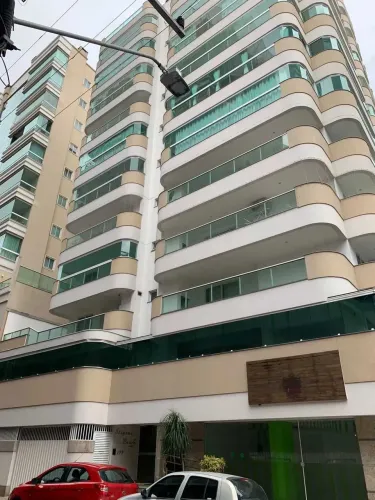 Cobertura duplex com 3 suítes sendo 1 master e 2 vagas - Meia Praia | Itapema/SC
