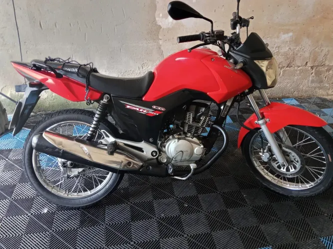 Honda CG Fan 150 2014 - Bem Conservada - IPVA 2026 Pago