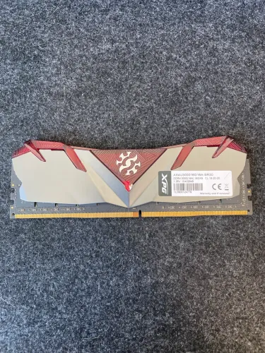Memória 16gb DDR4 3000mhz XPG GAMMIX D30