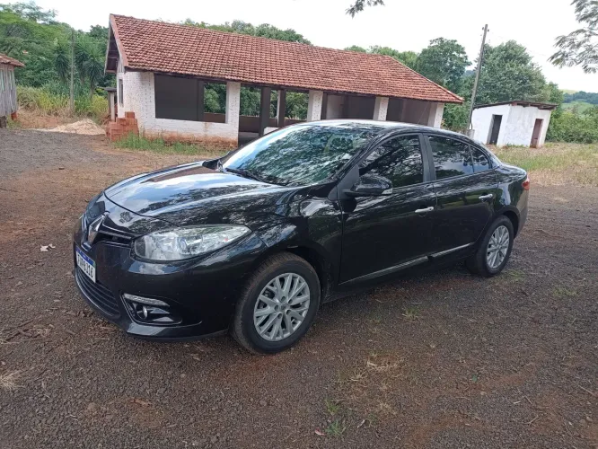 Renault Fluence Sed. Dynamique 2.0 16V Flex Aut. 2015
