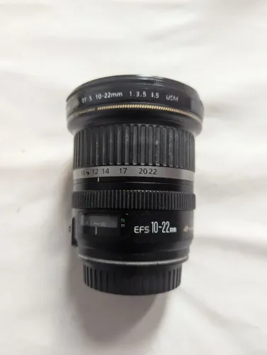 Canon EFS 10-22
