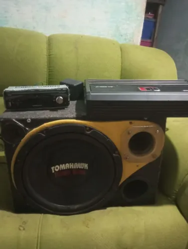 Vendo som potente completo commodlo