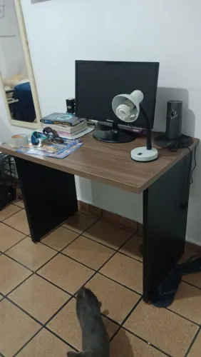 Vendo mesa de escritório em ótimo estado 