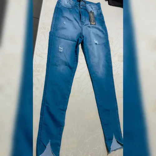 CALÇA JEANS DEBOCHE NOVA