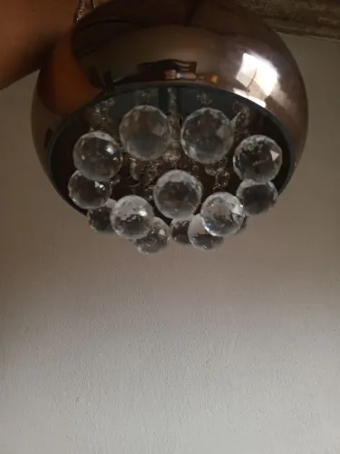 Vende-se um lustre pendente Globo espelhado Rose