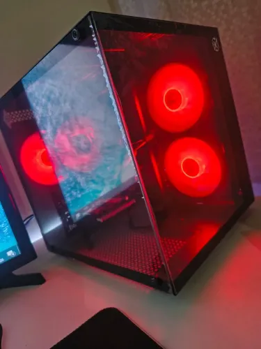 PC Gamer (Xeon+16GB+RX580 8GB) Pra hoje!!! Aceito Cartão!!!