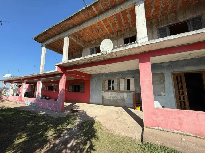 Casa no DAjuda Guararema | 6 quartos, 1 suíte e 850 m² de terreno