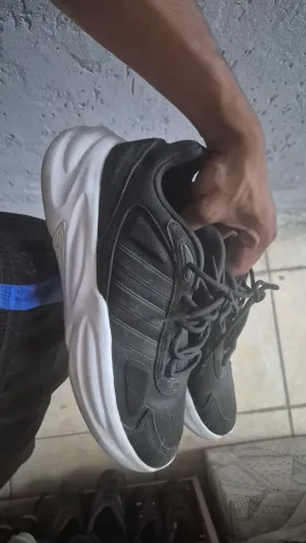 Tenis adidas ozellia 41 usado poucas vezes