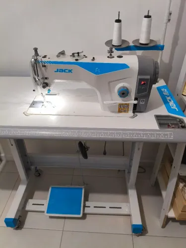 Máquina costura jack F5 