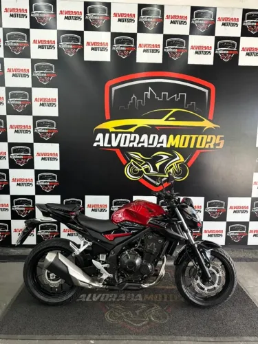 CB 500F 2021/2022 17.600 km. Emplacada e à pronta entrega