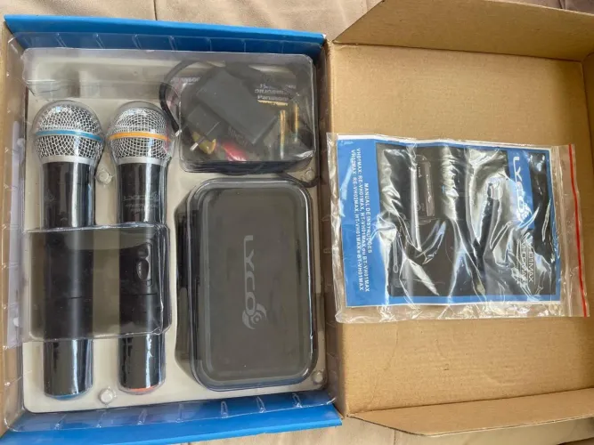 Kit Microfone Sem Fio Lyco VH01MAX 