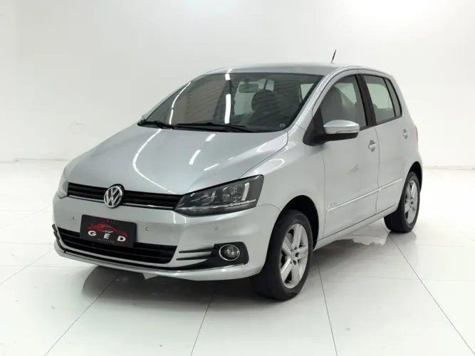 Volkswagen Fox 1.6 MSI Highline 16V Flex 4P Manual. 2016