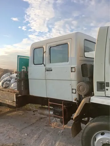 Cabine suplementar 8 lugares c Climatizador Instalado 