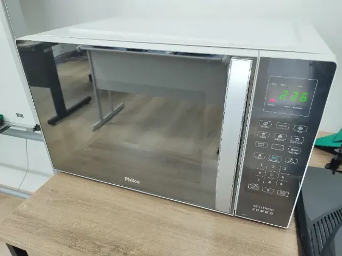 Microondas Philco 42L Jumbo Espelhado - 220v