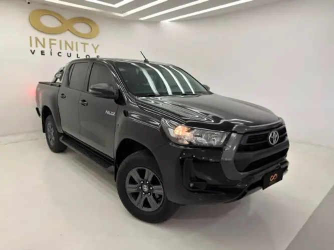 Toyota Hilux CD SR 4X4 2.8 TDI Diesel Aut. 2024