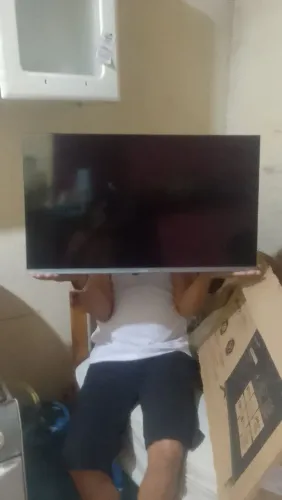 Vendo uma tv 32 polegadas na garantia nova