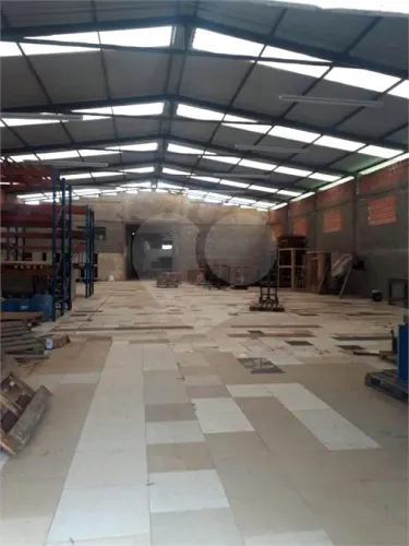 GALPÃO INDUSTRIAL À VENDA 18.000m2 e 1.100m2 de construção | MAIRINQUE/SP