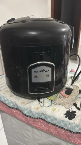 Vendo panela de arroz elétrica