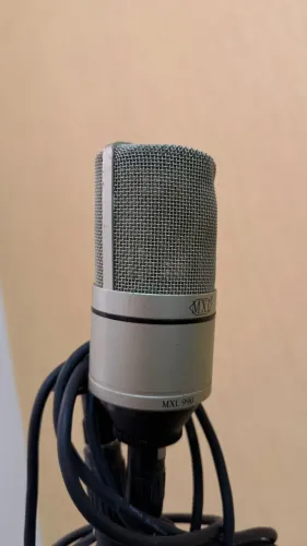MXL 990 - Microfone Condensador com tripe e cabo - OPORTUNIDADE