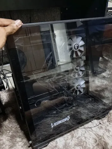 Gabinete Leônidas 4 fans rgb