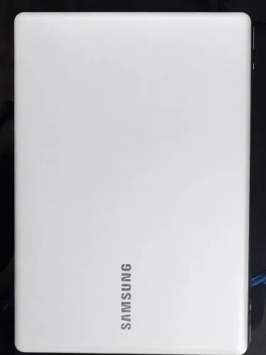 Notebook Samsung i5 8GB RAM SSD 256GB