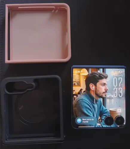 Samsung ZFlip 7 256 GB Seminovo