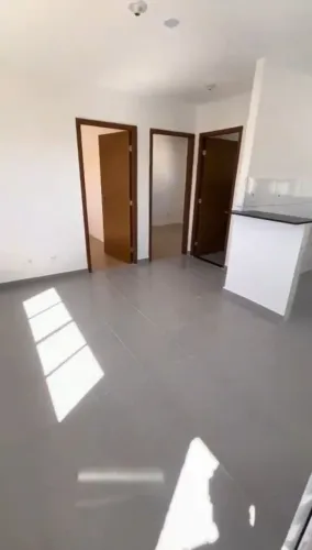 Alugo apartamento