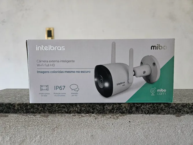Câmera externa Intelbras Wi-Fi IM5 Full Color.