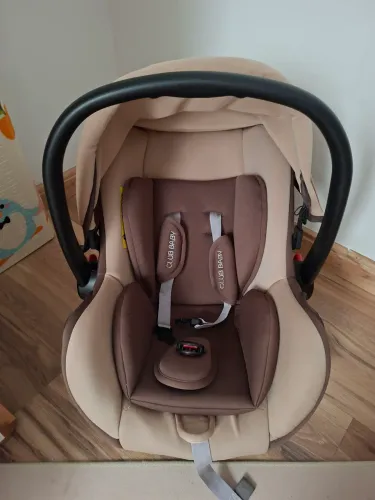 Bebê conforto MUITO NOVO
