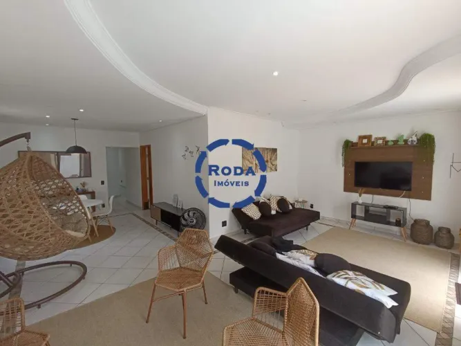 Sobrado Espaçoso em Localização Privilegiada Conforto, Funcionalidade e Excelente Potenci