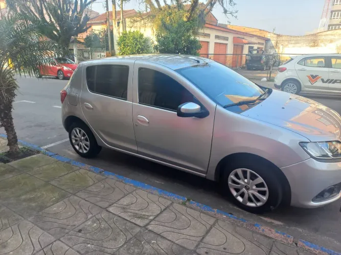 Renault Sandero Authentique Hi-power 1.0 16V 5P 2015