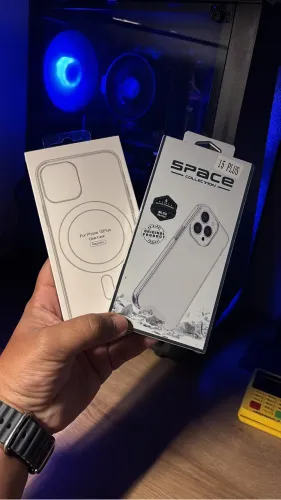 Capinha iPhone 14 Plus / 15 Plus
